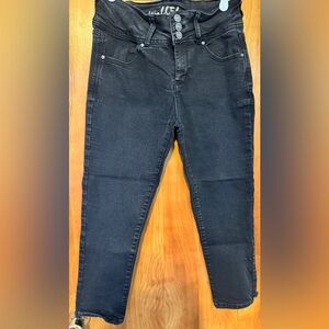 Wallflower Black High-Rise Ankle Skinny Jeans